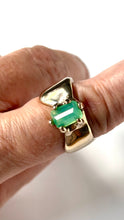 Spectacular Chrysoprase ring