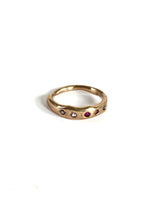 Parti sapphire thin ring
