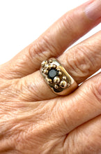 Blue sapphire bubble ring