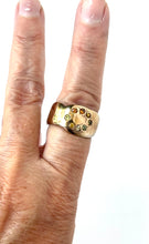 Circle of PARTi sapphire ring