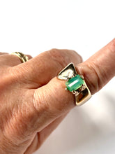 Spectacular Chrysoprase ring